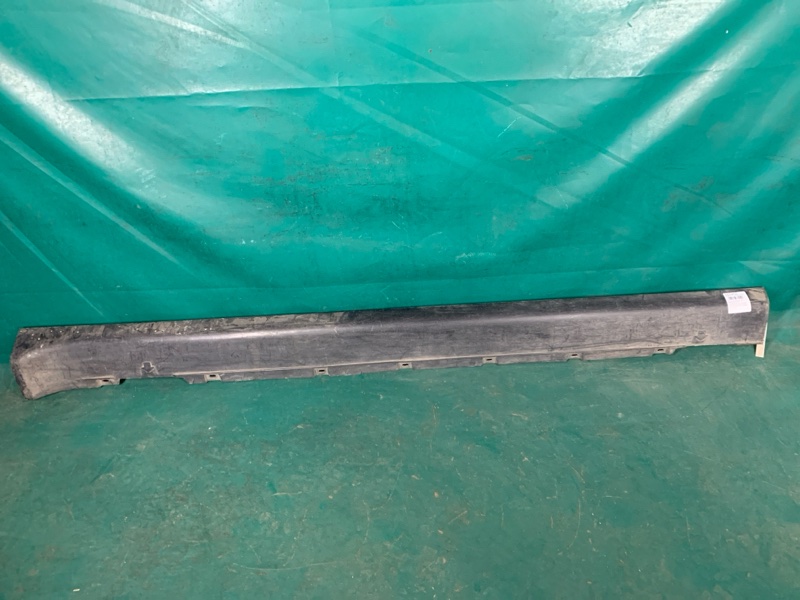 Накладка порога наружная правая HONDA SHUTTLE 95-99 71800-SX0-0000 Б/У