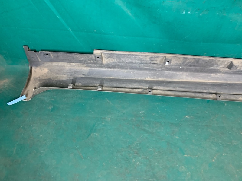 Накладка порога наружная правая M25/M37/M56/Q70/M35H 10-16