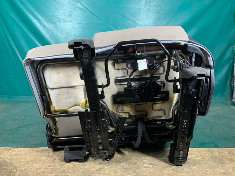 Сиденья комплект SANTA FE (TM) 18-23