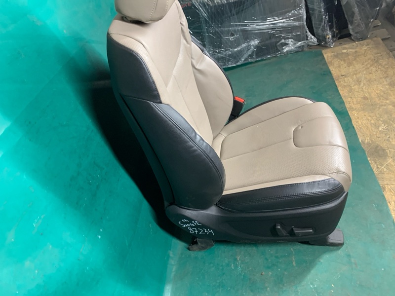 Сиденья комплект SANTA FE (TM) 18-23