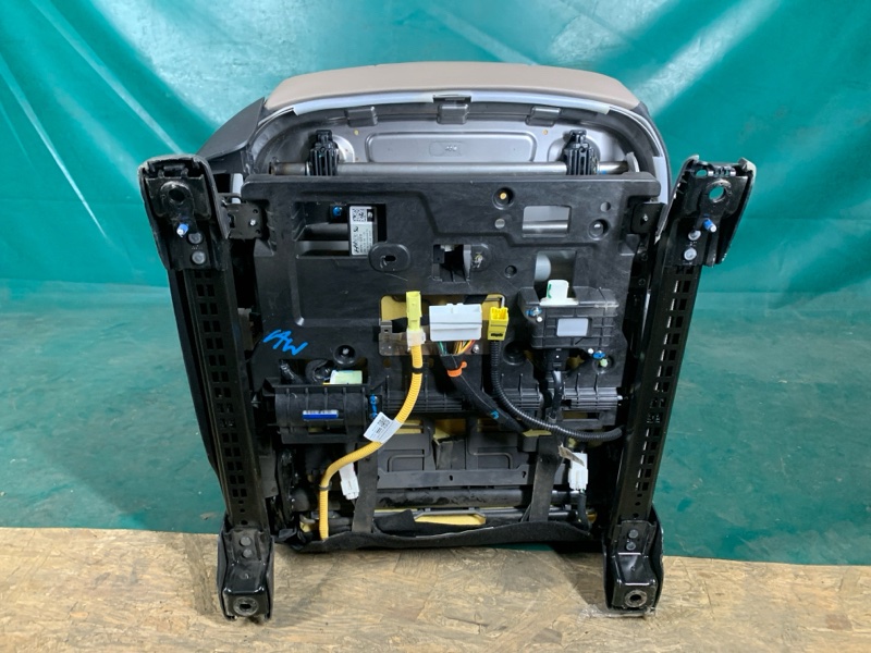 Сиденья комплект SANTA FE (TM) 18-23