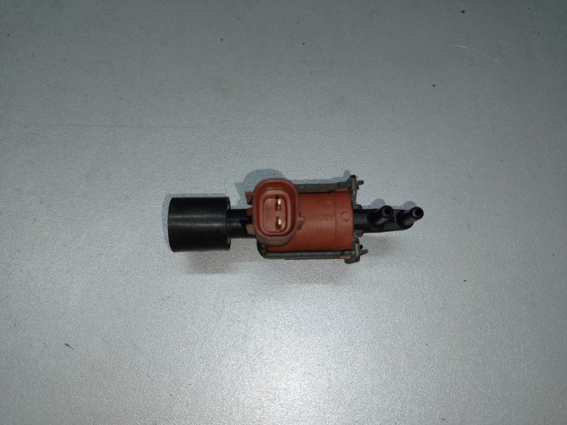 Клапан электромагнитный (вакуумный) ES300 ES330 01-06 2005 XV30 3.3 3MZFE