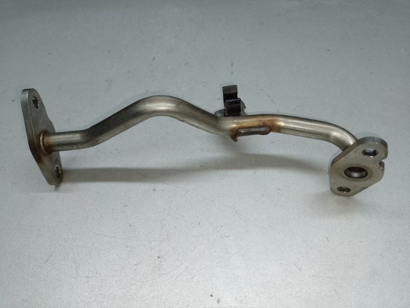 Трубка EGR TOYOTA PRIUS C/AQUA 11-14 2013 NHP10L 1NZ-FXE 1.5L 25612-21010 Б/У