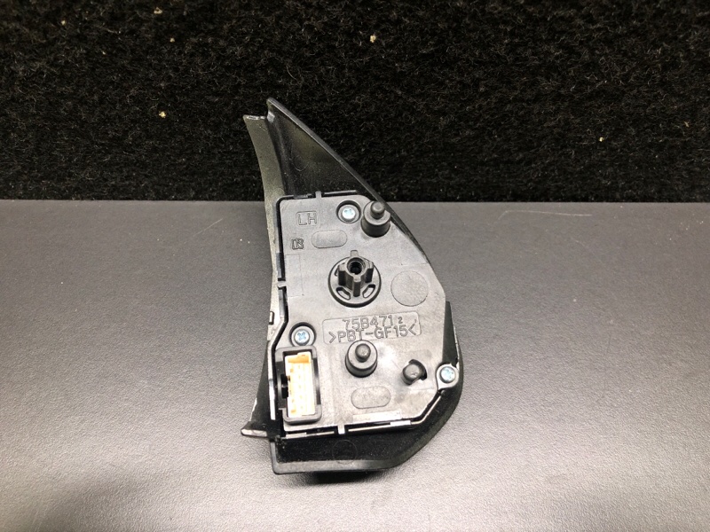 Кнопки на руль левые MITSUBISHI OUTLANDER XL 05-13