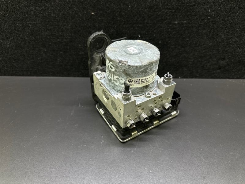 Блок ABS VOLKSWAGEN ATLAS 17 - 5Q0 614 517 DD Б/У