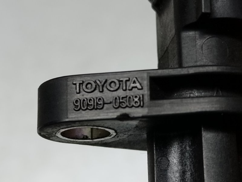 Датчик положения коленвала TOYOTA PRIUS C/AQUA 11-14 NHP10L 1NZ-FXE 1.5L
