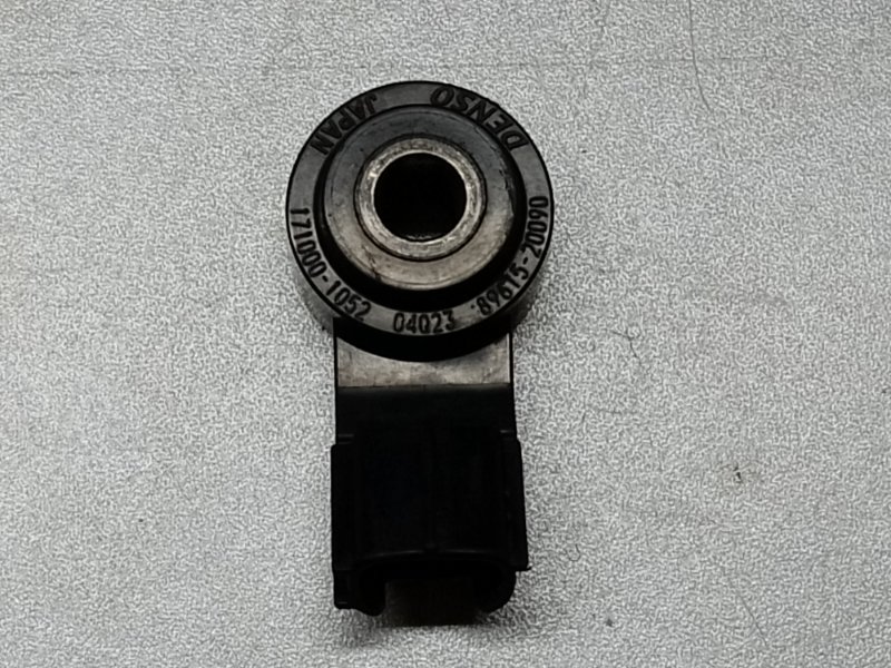 Датчик детонации TOYOTA PRIUS C/AQUA 11-14 2013 NHP10L 1NZ-FXE 1.5L 89615-20090 Б/У