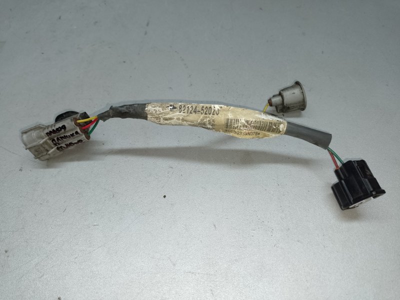 Электропроводка TOYOTA PRIUS C/AQUA 11-14 2013 NHP10L 1NZ-FXE 1.5L 82124-52020 Б/У