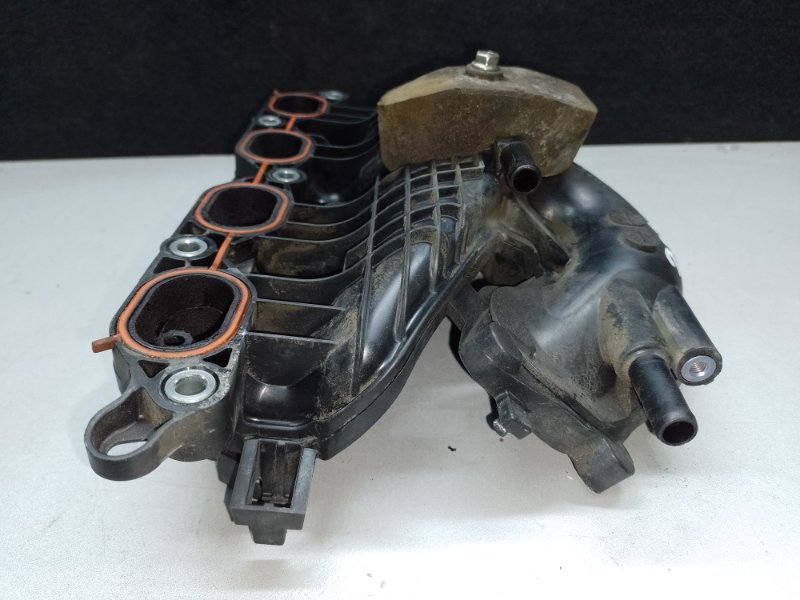 Коллектор впускной TOYOTA PRIUS C/AQUA 11-14 NHP10L 1NZ-FXE 1.5L