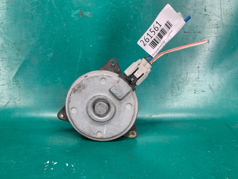Мотор вентилятора охлаждения MITSUBISHI GALANT 03-12 MR552031 Б/У