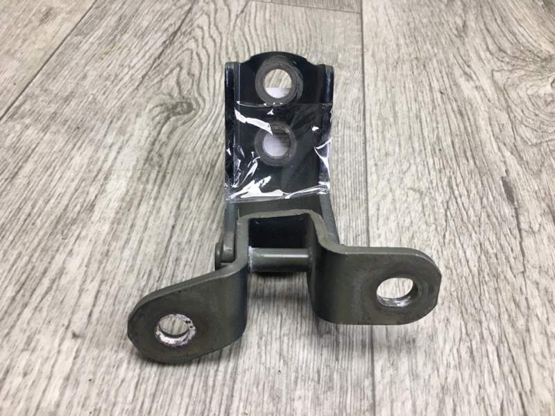 Петля двери верхняя передняя правая CAMRY 70 17- 2018 GSV70 2.5 A25AFKS