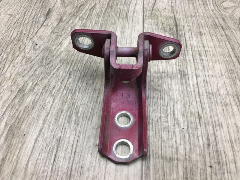 Петля двери верхняя передняя правая MITSUBISHI LANCER X 10 07-15 2.0 4B11