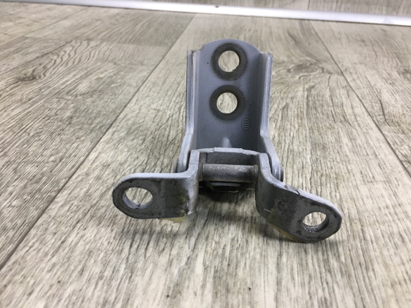 Петля двери верхняя передняя левая INFINITI FX/QX70 S51 08-17 5.0 VK50VE