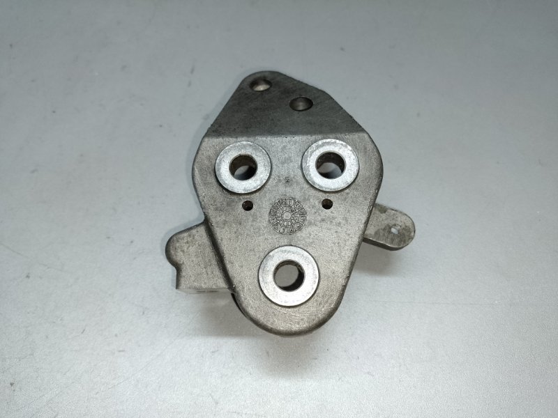 Кронштейн КПП HYUNDAI ACCENT MC 06-10 2009 1.6 G4ED 45210-22300 Б/У