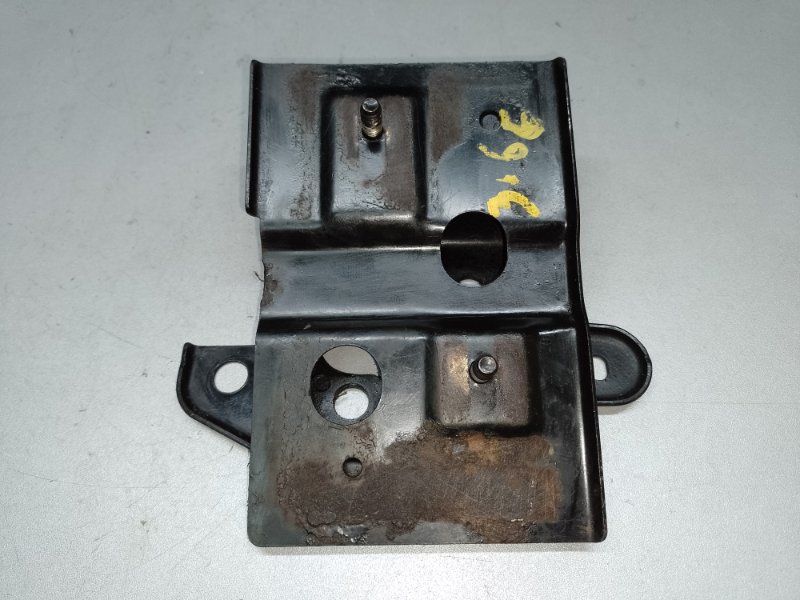 Кронштейн усилителя переднего бампера левый ACCENT MC 06-10 2009 1.6 G4ED