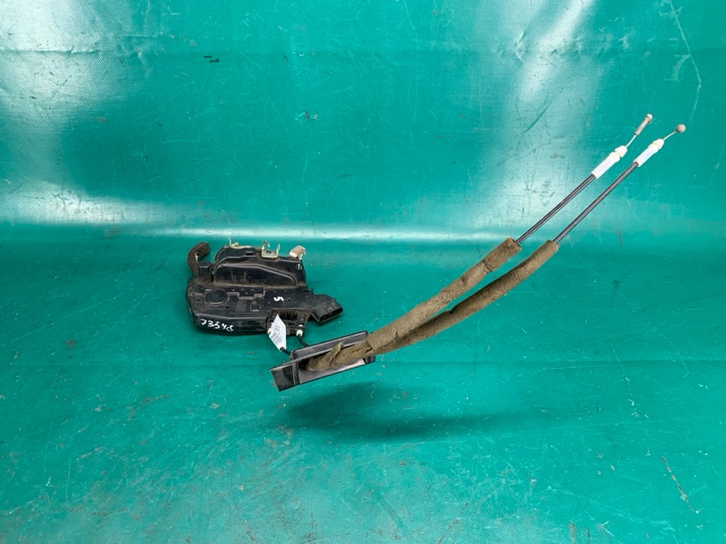 Замок двери передний левый M35/M45 04-10 Замок двери передний левый M35/M45 04-10