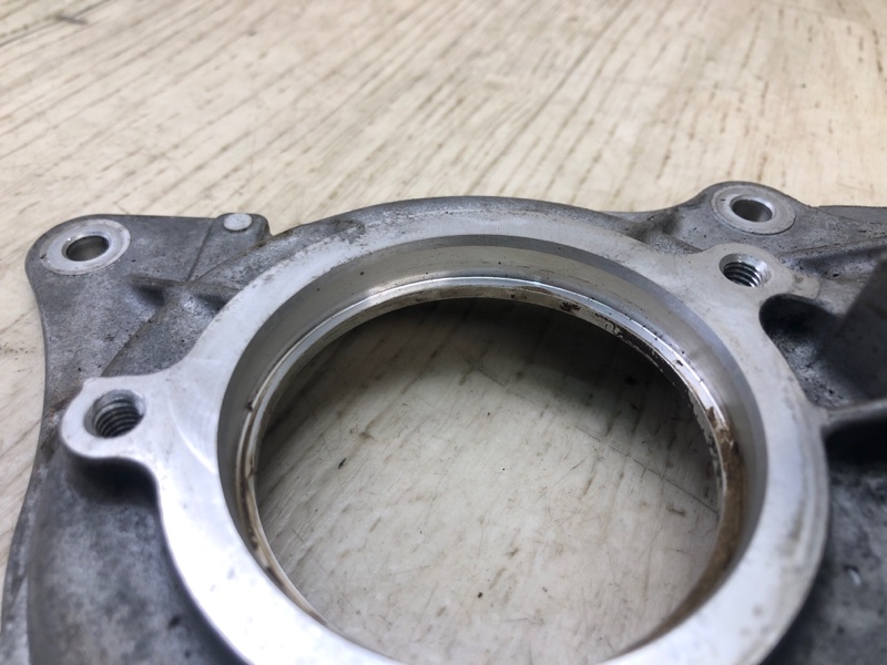 Крышка ГРМ передняя левая Q50 15-20 2017 Седан 3.0 VR30DDTT