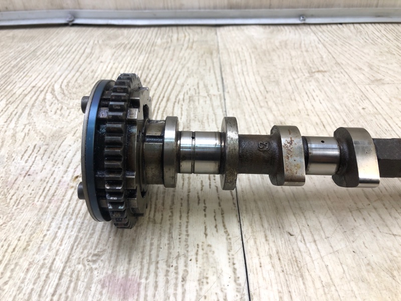 Распредвал впускной правый Q50 15-20 2017 Седан 3.0 VR30DDTT