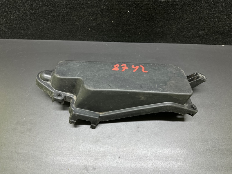 Запчасть крышка блока предохранителей LEXUS GS350 GS300 05-11 2008 Седан 3.5 2GR-FSE 82774-30050 Б/У Крышка блока предохранителей LEXUS GS350 GS300 05-11 2008 Седан 3.5 2GR-FSE 82774-30050 Б/У