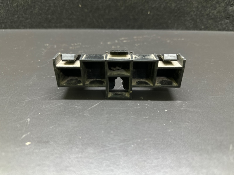 Кронштейн заднего бампера MDX (YD2) 06-13 Кронштейн заднего бампера MDX (YD2) 06-13