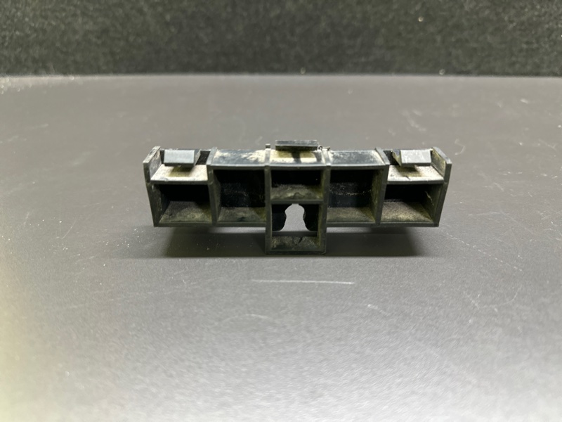 Кронштейн заднего бампера MDX (YD2) 06-13 Кронштейн заднего бампера MDX (YD2) 06-13