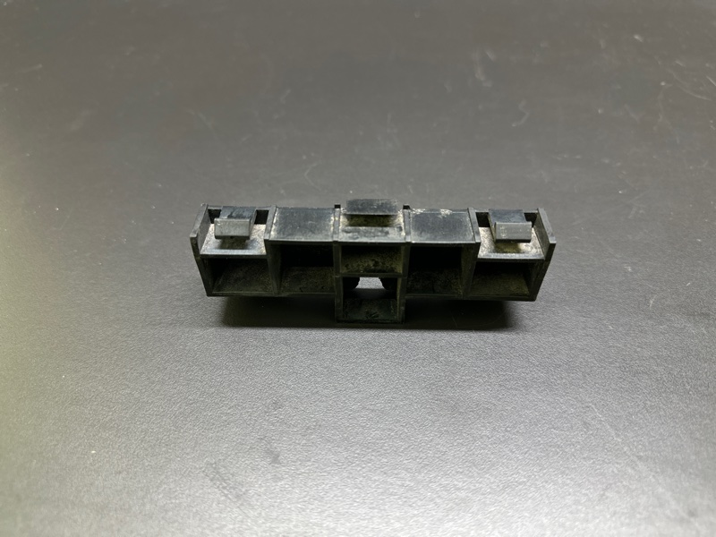 Запчасть кронштейн заднего бампера ACURA MDX (YD2) 06-13 71593-STX-A00 Б/У Кронштейн заднего бампера ACURA MDX (YD2) 06-13 71593-STX-A00 Б/У