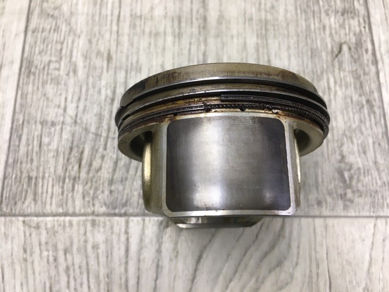 Поршень PRIUS - 30 09-17 1.8 2ZR-FXE