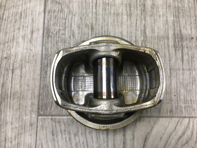 Поршень PRIUS - 30 09-17 1.8 2ZR-FXE