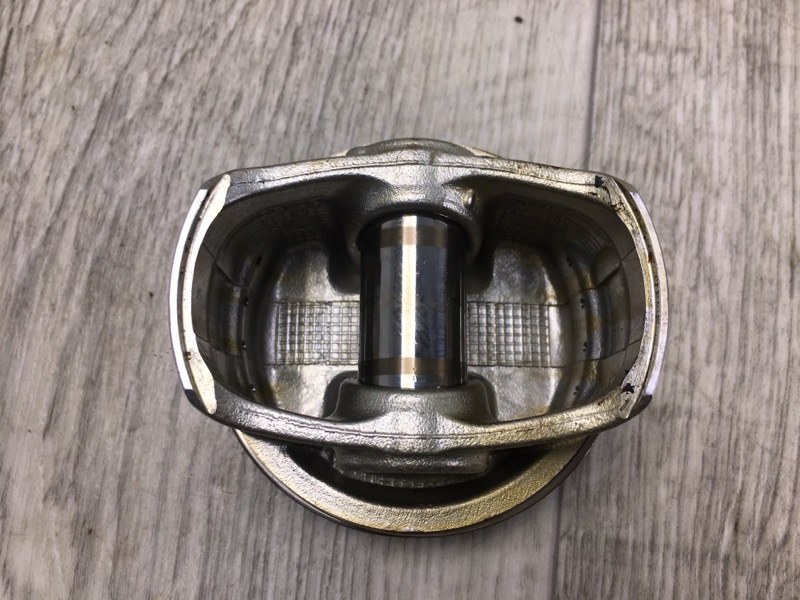 Поршень PRIUS - 30 09-17 1.8 2ZR-FXE