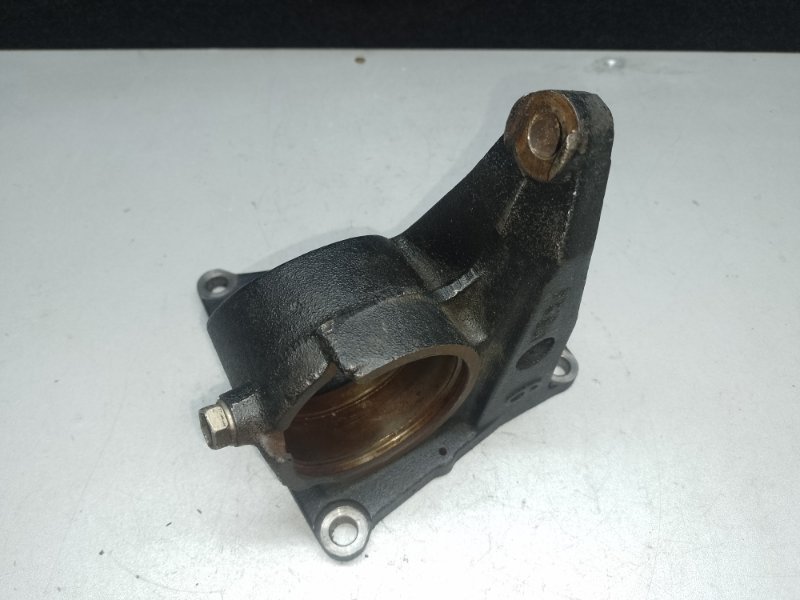 Запчасть кронштейн промежуточного вала LEXUS RX300 98-03 2001 3.0 1MZFE 12321-20060 Б/У Кронштейн промежуточного вала LEXUS RX300 98-03 2001 3.0 1MZFE 12321-20060 Б/У