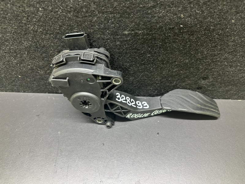 Педаль газа X-TRAIL/ROGUE T32 13-20 2015 T32 2.5 QR25DE