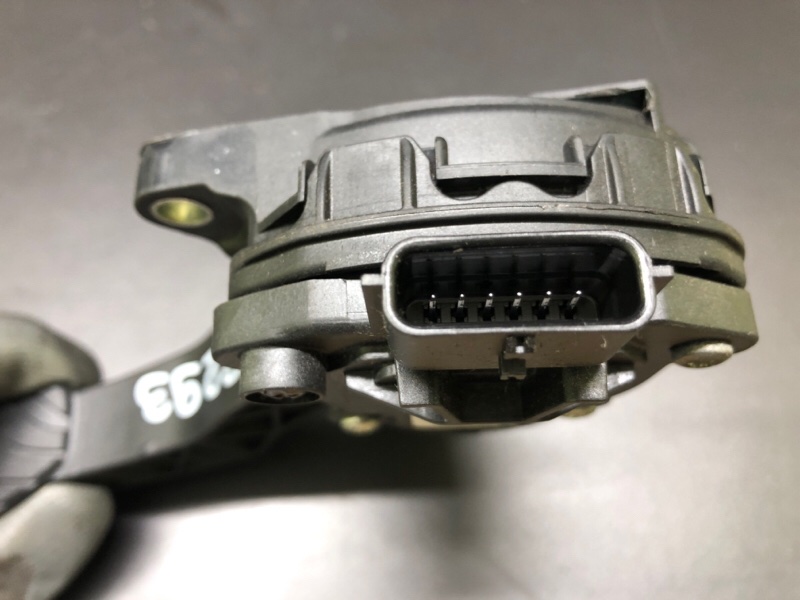 Педаль газа X-TRAIL/ROGUE T32 13-20 2015 T32 2.5 QR25DE