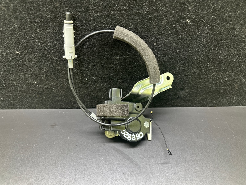 Привод открывания лючка бензобака TOYOTA PRIUS - 30 09-17 2013 1.8 2ZRFXE 77030-47020-B0 Б/У