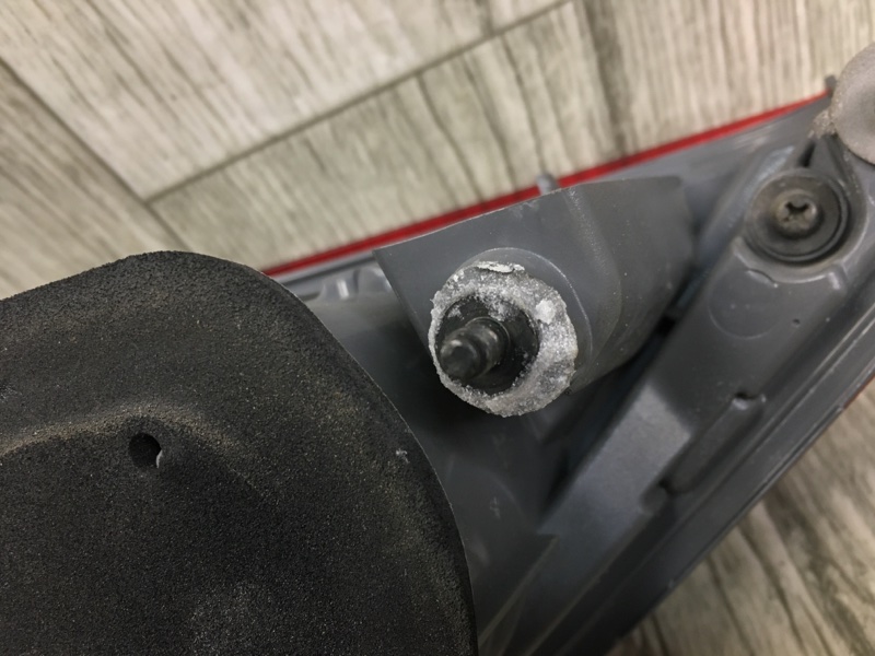 Фонарь внутренний правый ELANTRA AD 16- AD 2.0