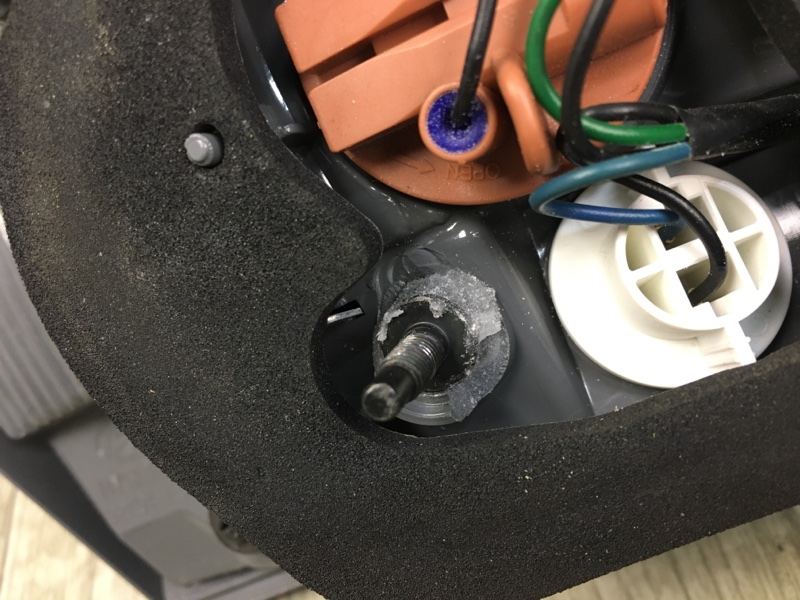 Фонарь внутренний правый ELANTRA AD 16- AD 2.0