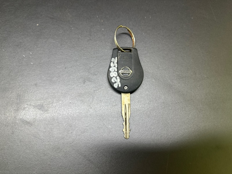 Ключ зажигания NV200 USA 13-