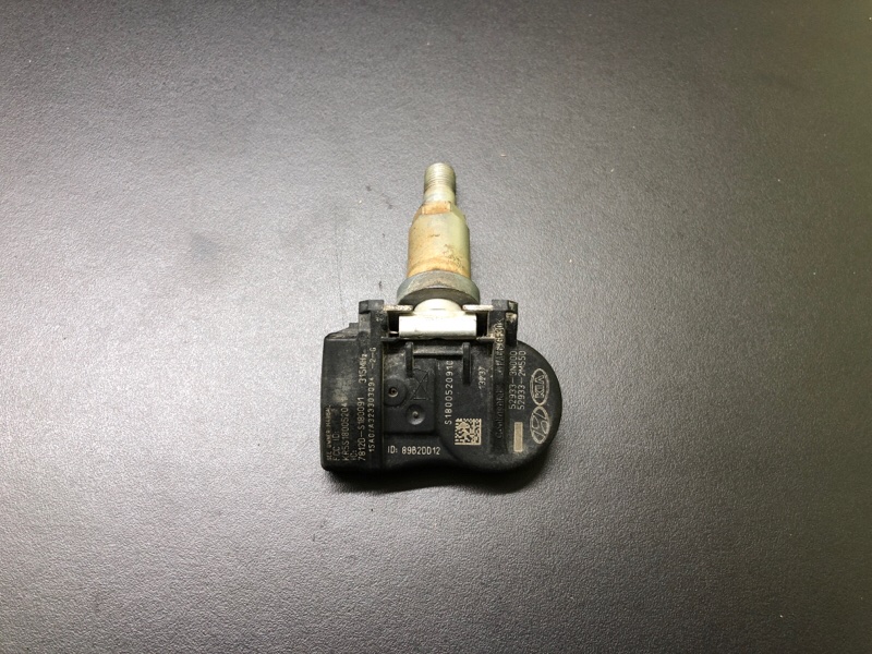 Датчик давления в шинах HYUNDAI SONATA YF 10-14 52933-3N000 Б/У