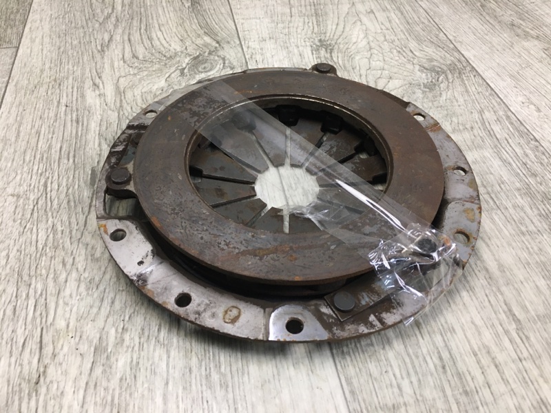 Корзина сцепления 323 BA 94-97 Корзина сцепления 323 BA 94-97