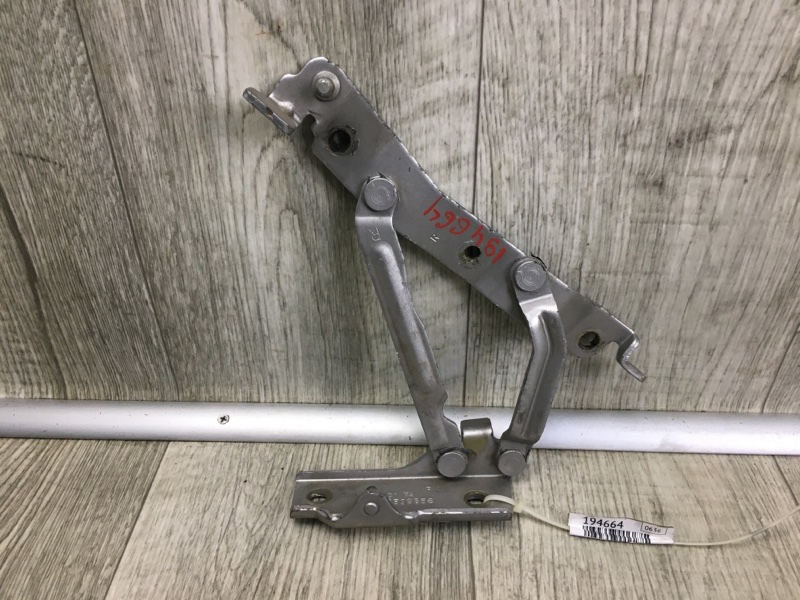 Петля крышки багажника задняя правая MITSUBISHI GALANT 03-12 2009 Седан 2.4 MR599856 Б/У