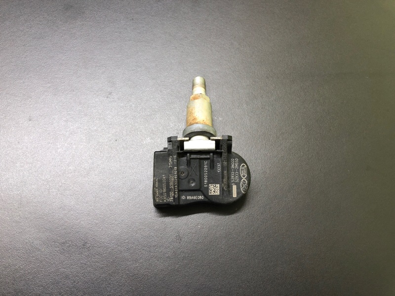 Датчик давления в шинах HYUNDAI SONATA YF 10-14 52933-3N000 Б/У