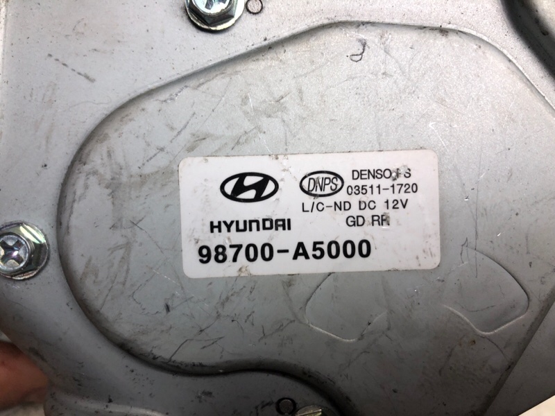 Моторчик стеклоочистителя задний I30 GD 12-17