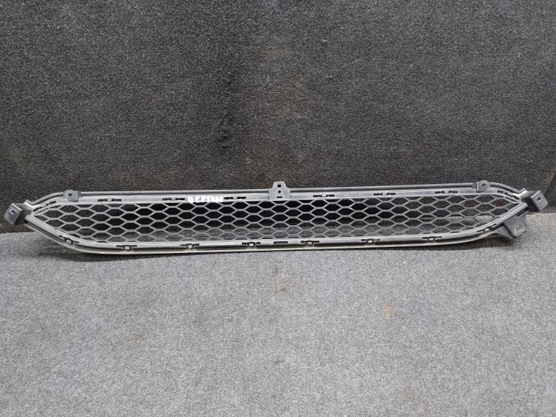 Решетка переднего бампера PILOT 15- 2017 3.5L