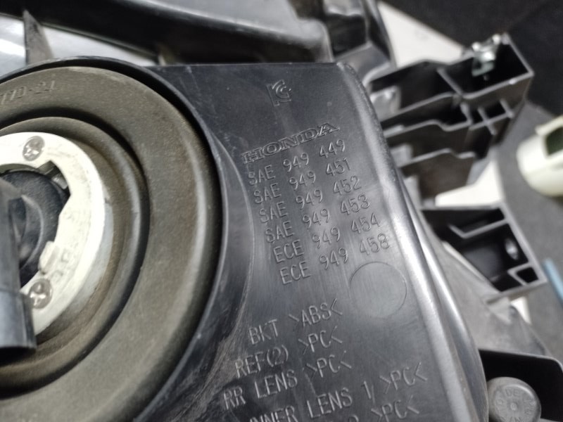 Фара передняя левая PILOT 15- 2017 3.5L Фара передняя левая PILOT 15- 2017 3.5L