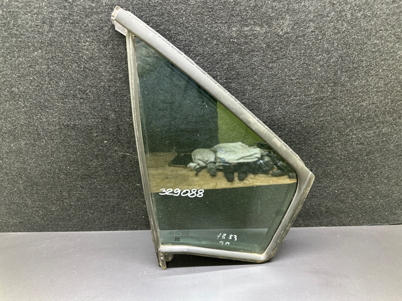 Стекло двери глухое переднее правое FORD TRANSIT CONNECT 13-24 2019 2.0 C20HDEX DT1Z-6121412-A Б/У