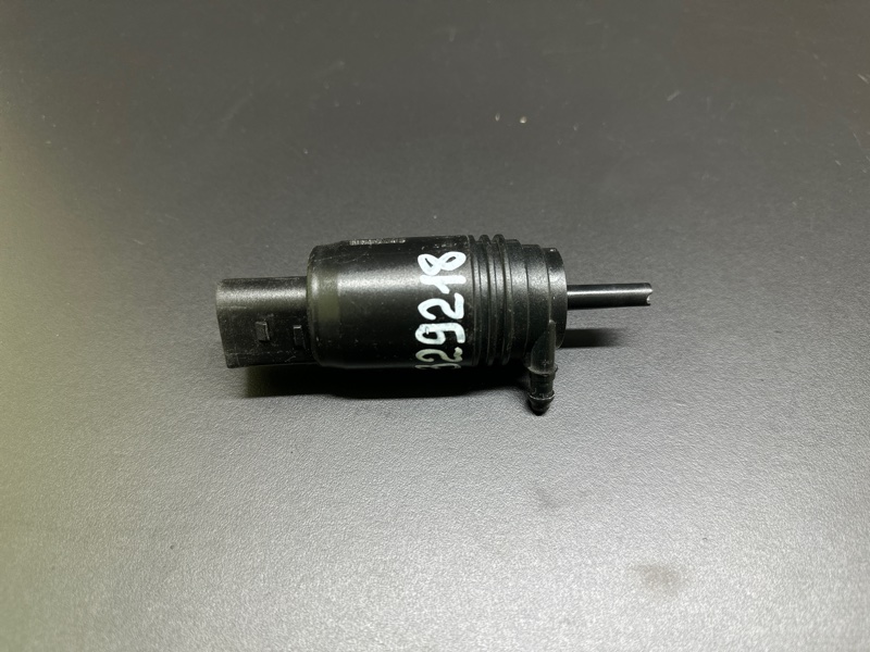 Насос омывателя стекла BMW 3 SERIES (E90-E93) 2005–2014 67 12 7 199 567 Б/У