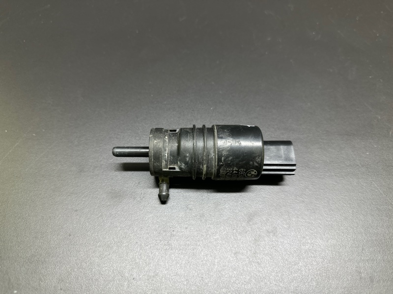 Насос омывателя стекла 7 SERIES (F01-F04) 08-15