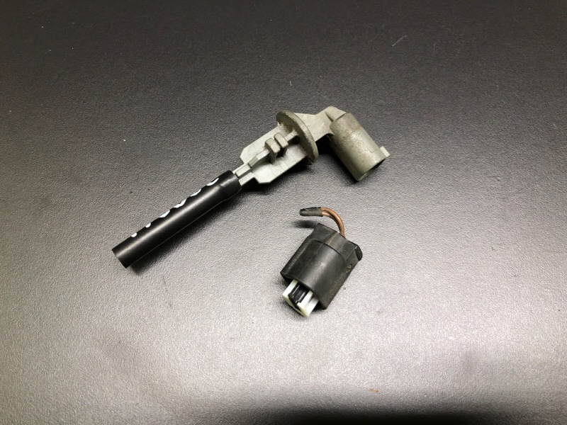 Датчик уровня бачка омывателя 3 SERIES (E90-E93) 2005–2014