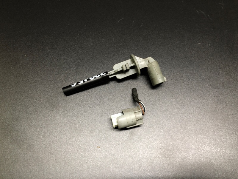 Датчик уровня бачка омывателя 7 SERIES (F01-F04) 08-15