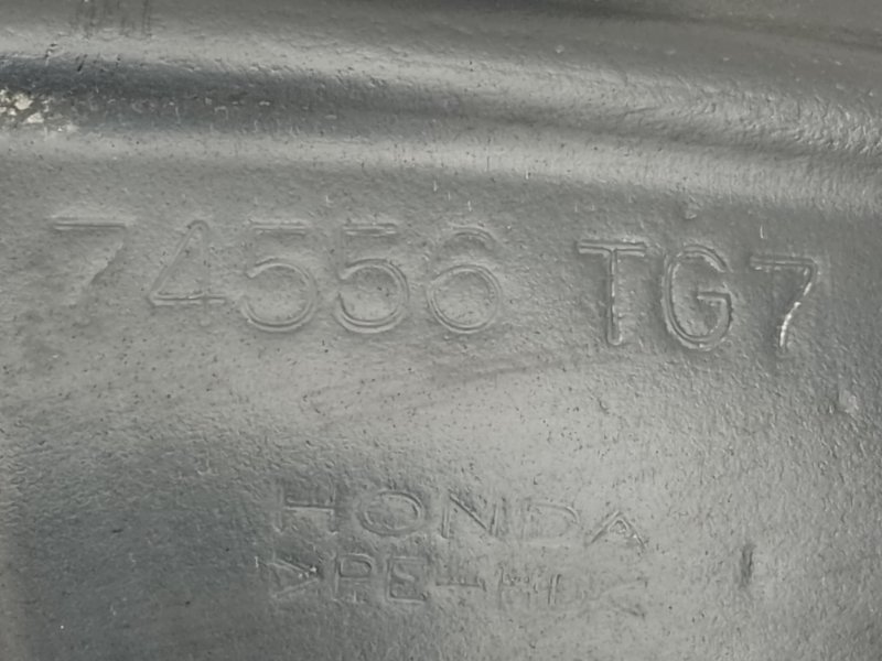 Подкрылок задний левый HONDA PILOT 15- 3.5L
