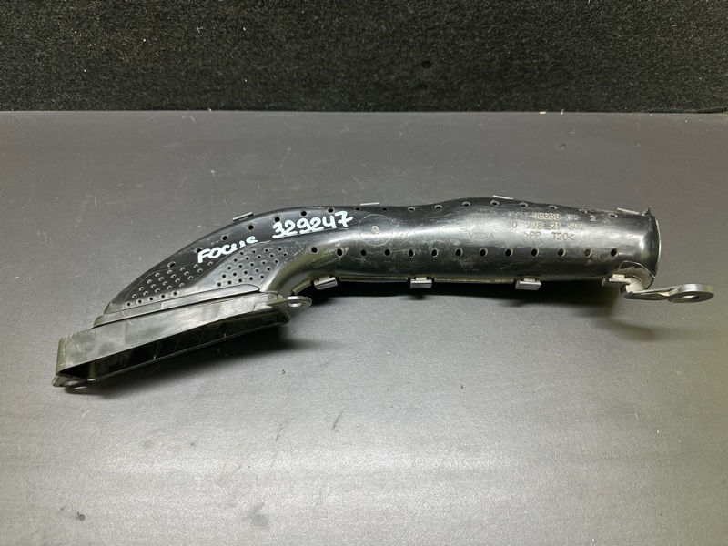 Воздухозаборник FORD FOCUS 10-18 CP9Z-9A624-B Б/У